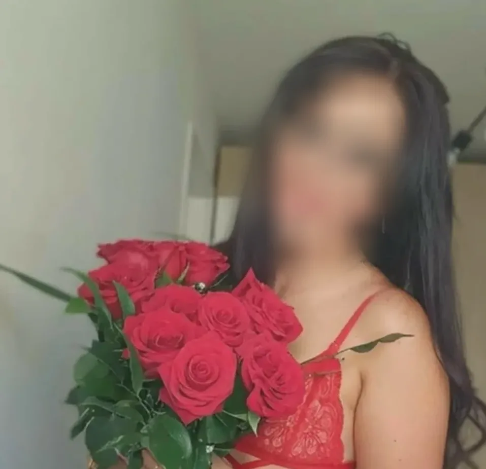 Katrin, 31